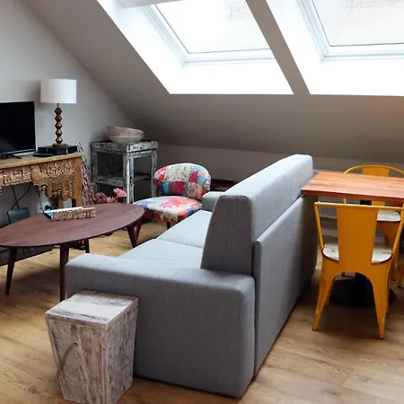 Loft Design Typikindi アパート